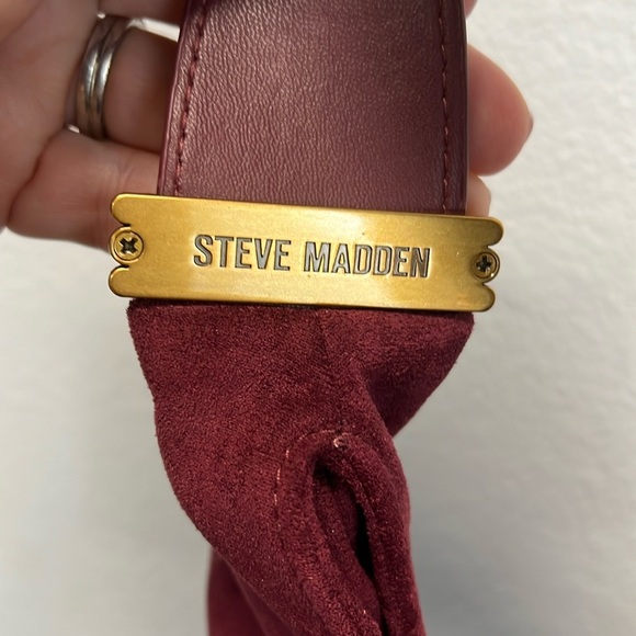 Steve Madden | Bloodstone Hobo Bag w/ Extra Crossbody Bag & Strap. - Picture 9 of 15